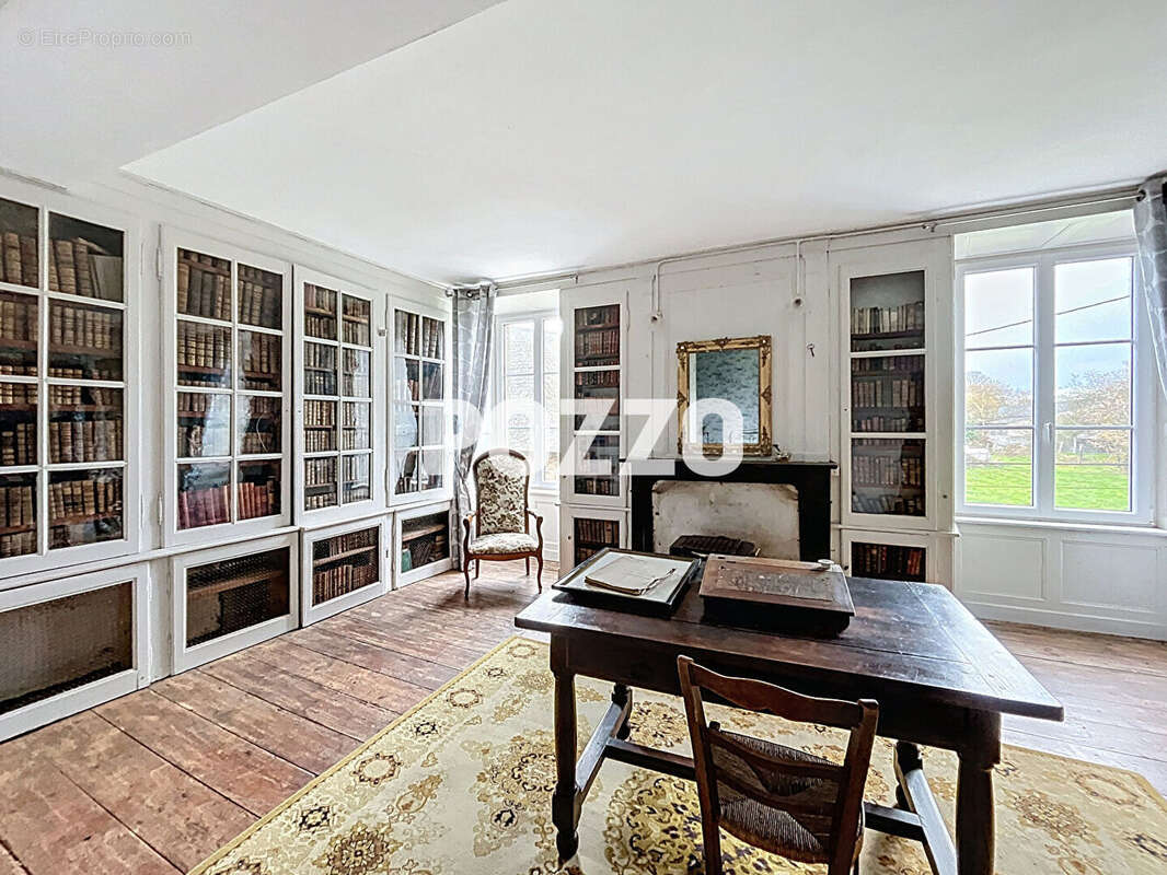 Maison à LE TEILLEUL