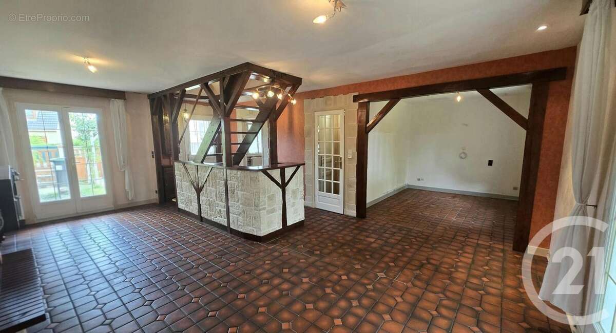 Maison 103 m² à Pont-Sainte-Maxence  - photo 2