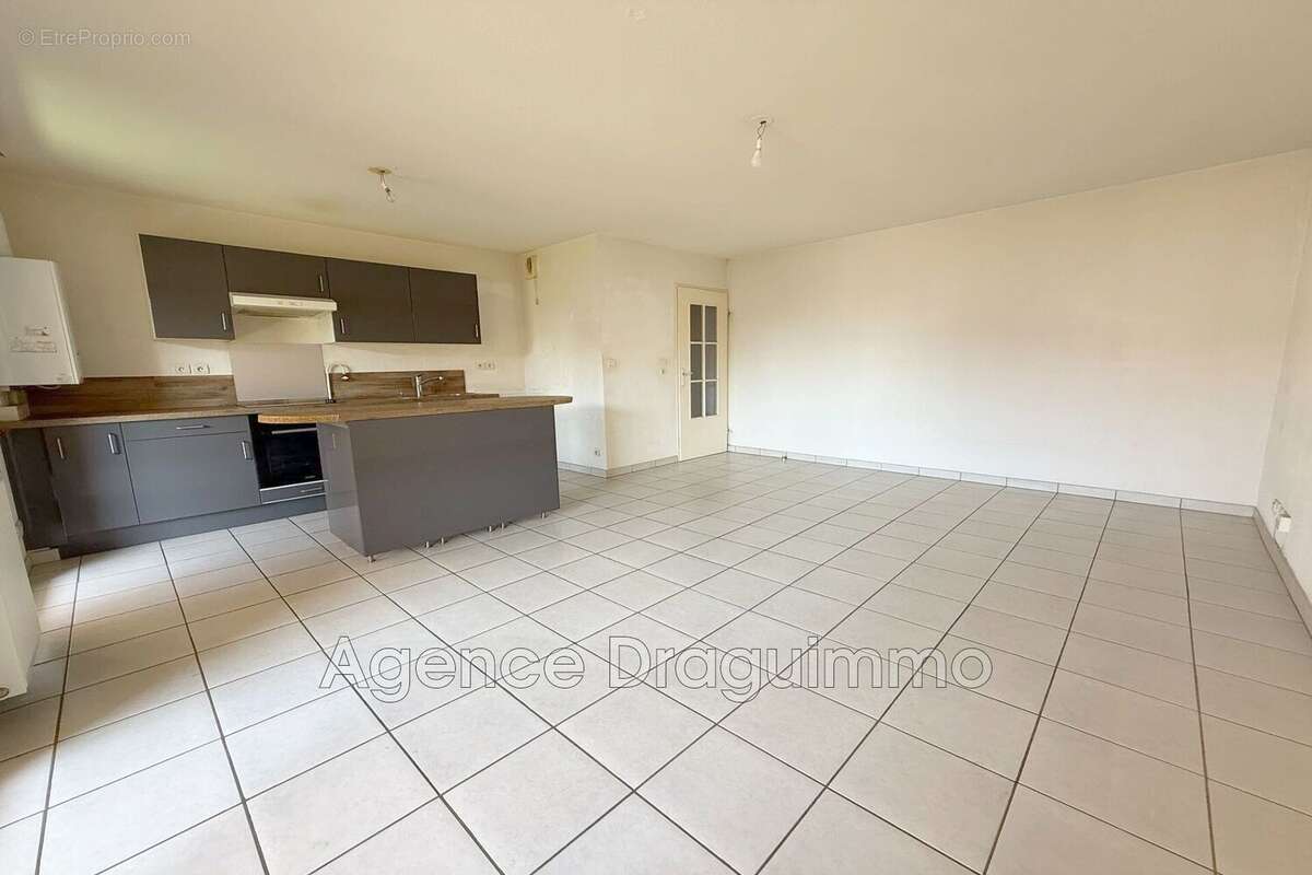 Appartement à DRAGUIGNAN