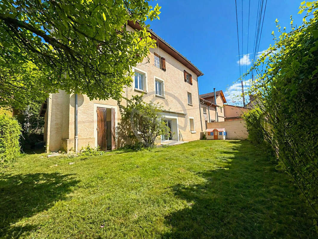 Maison à SAINT-HILAIRE-DE-LA-COTE