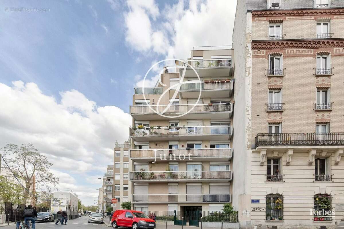 Appartement à PARIS-18E