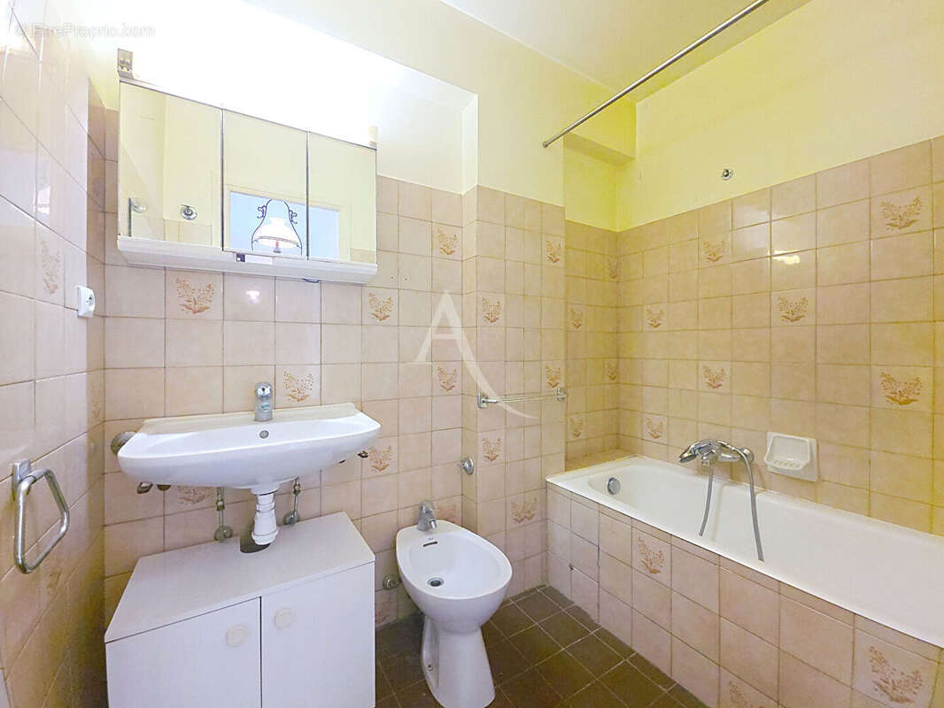 Appartement à CAGNES-SUR-MER