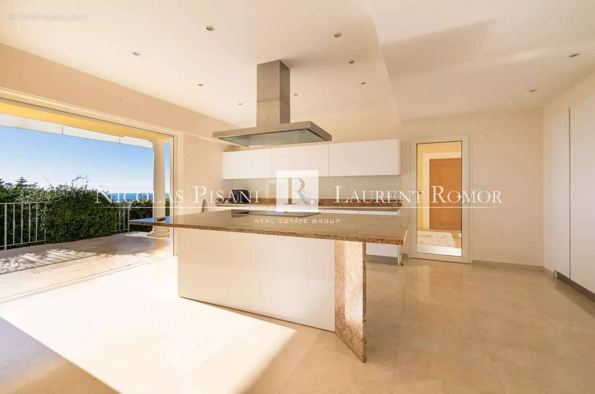 Maison à ROQUEBRUNE-CAP-MARTIN