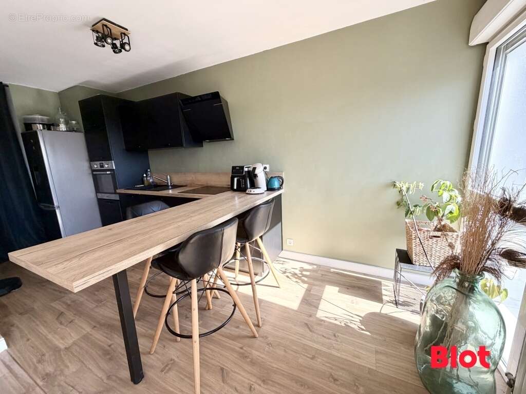 Appartement 64 m² à Rennes  - photo 7