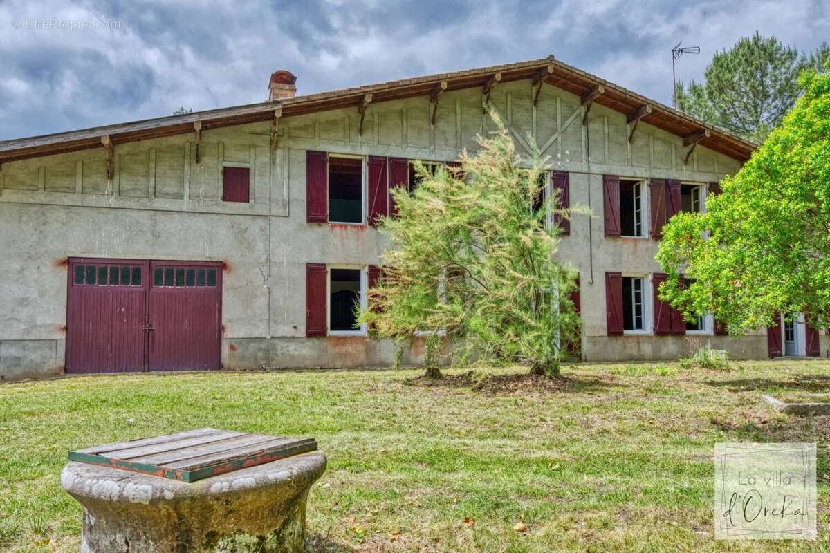 Maison à SAINT-SYMPHORIEN