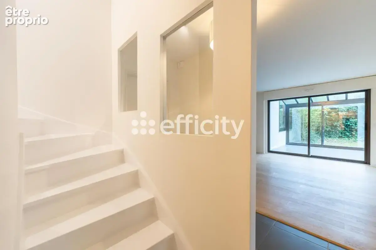 Appartement à GARCHES
