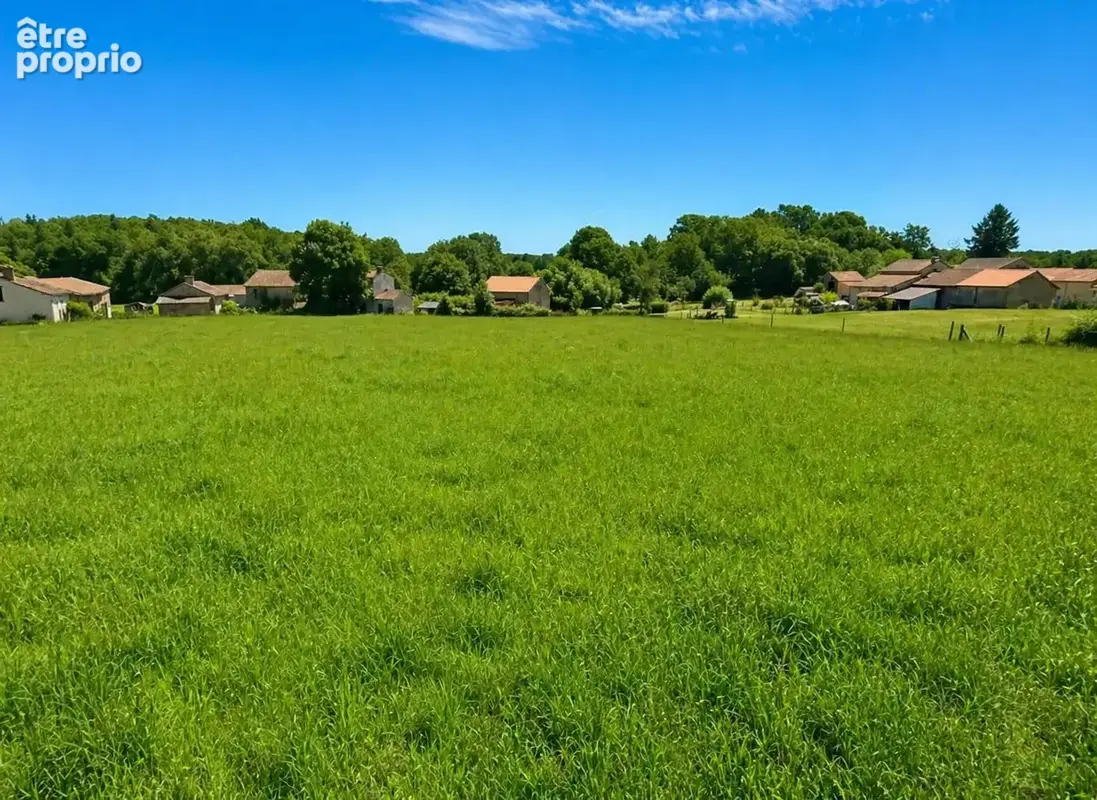 Photo Terrain à Saint-Estephe au prix de 17 500€