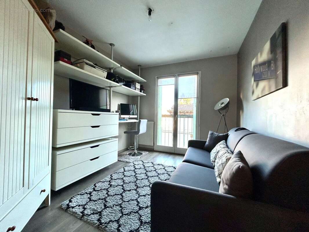 Appartement à BOURG-DE-PEAGE