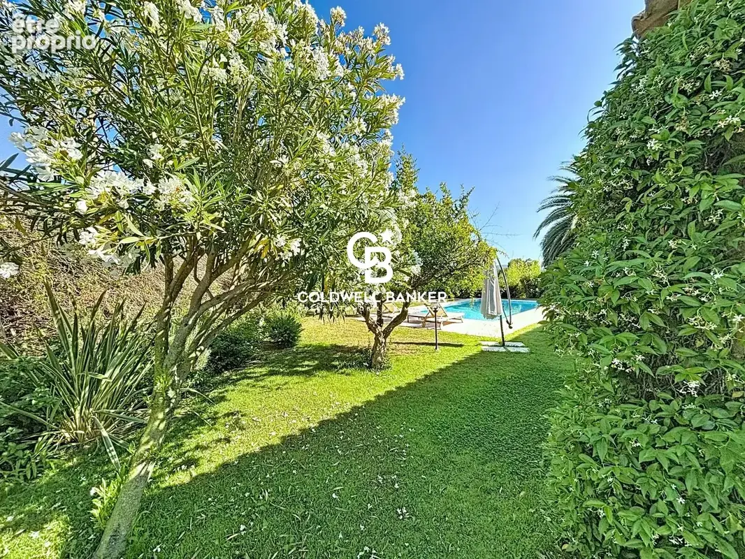 Beauvallon – Élégante villa avec vue sur le Golfe de Saint-Tropez - photo 5
