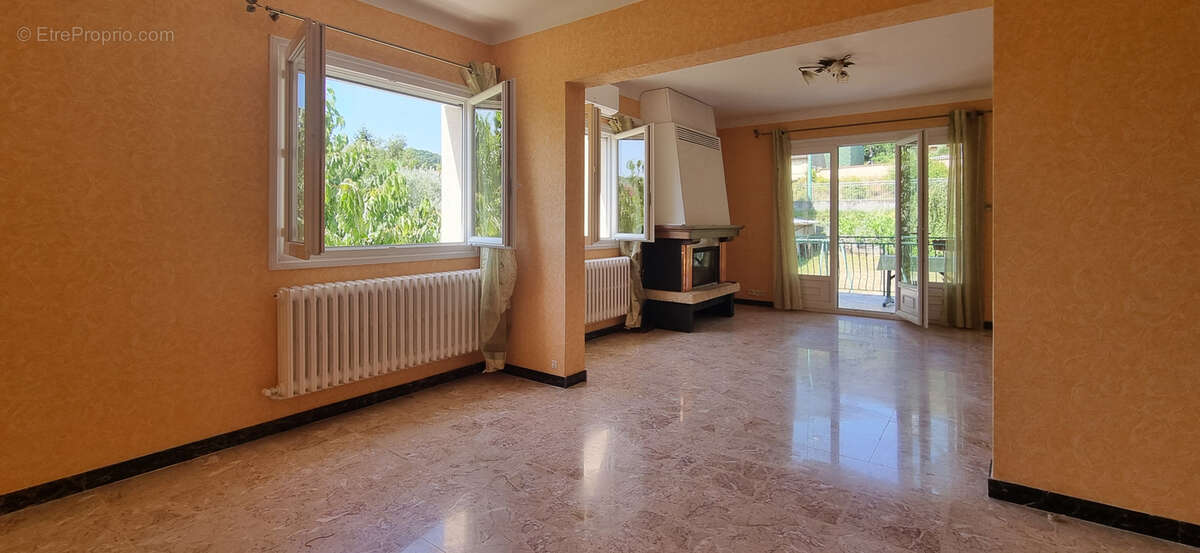 Maison 114 m² à Sarras  - photo 3