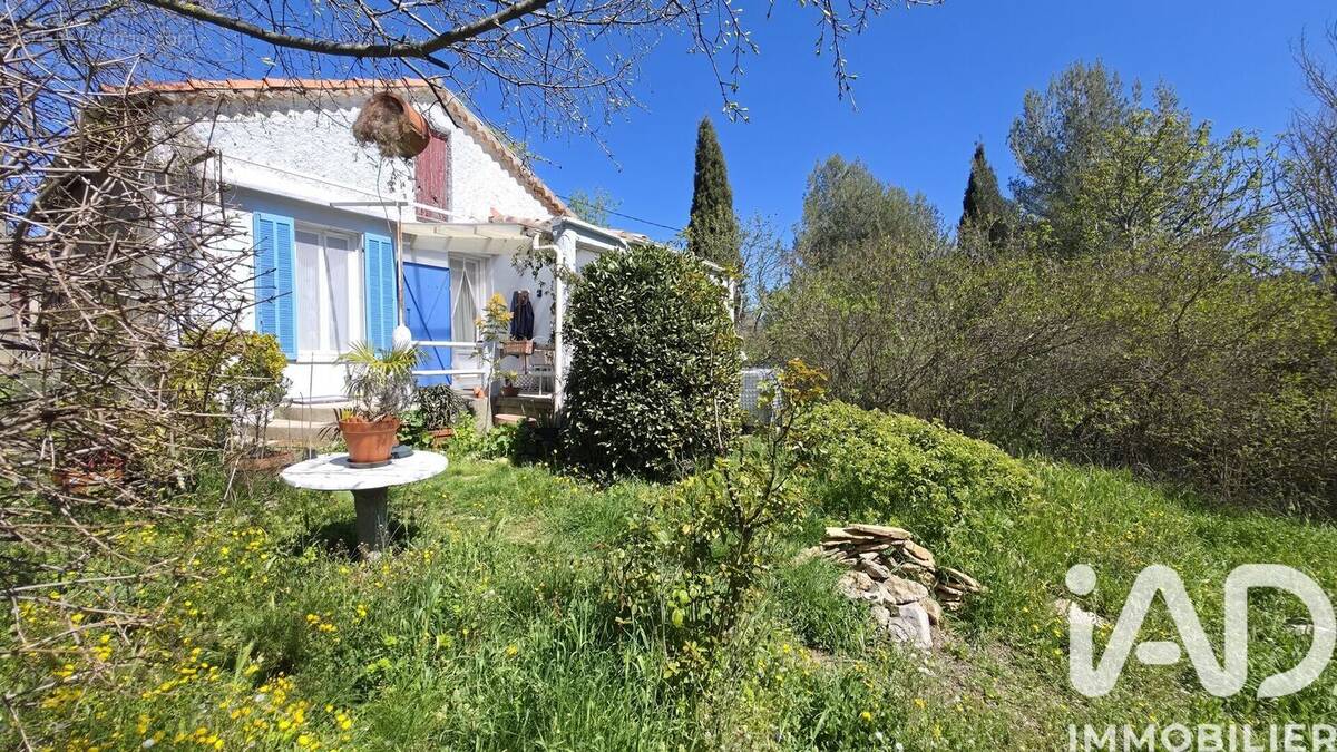 Photo 1 - Maison à PLAN-D'AUPS-SAINTE-BAUME