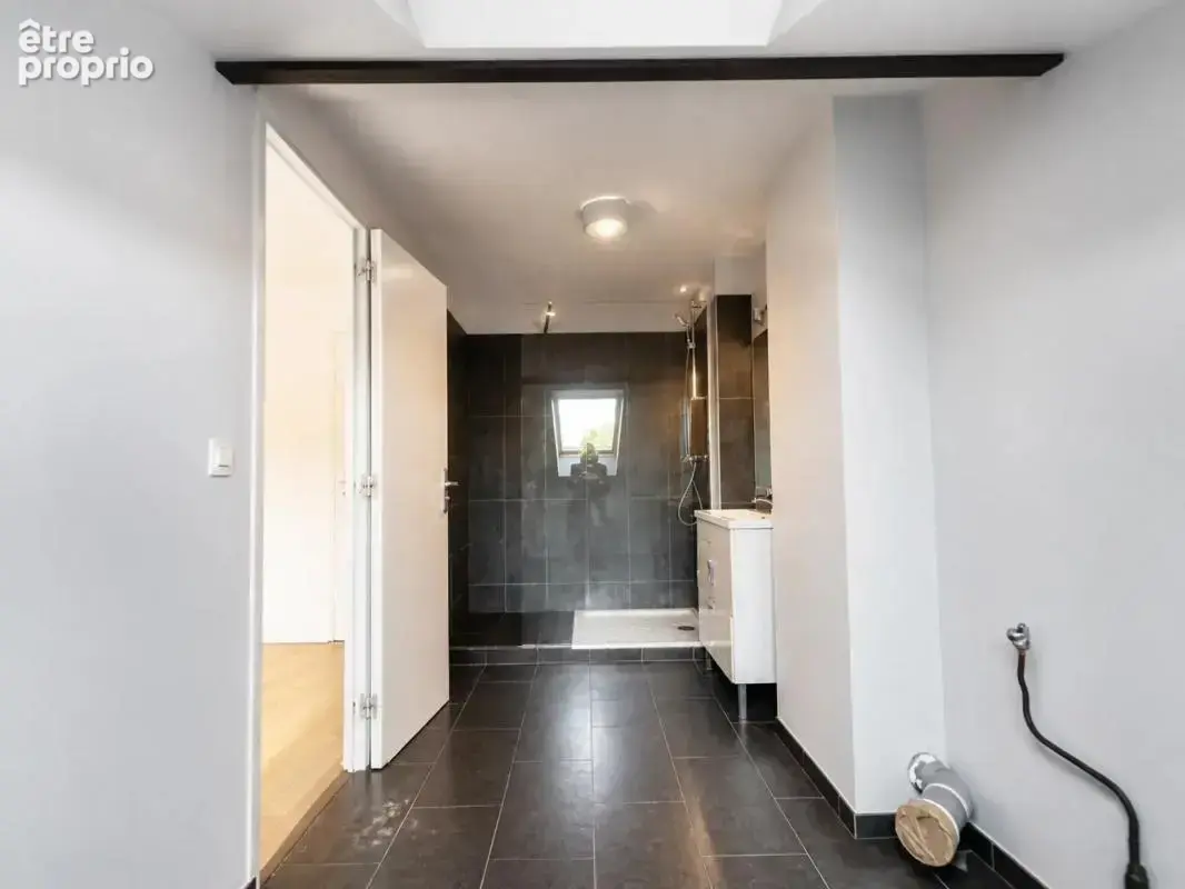 Maison de 5 pièces de 100 m² à Rosny-sous-Bois - photo 10