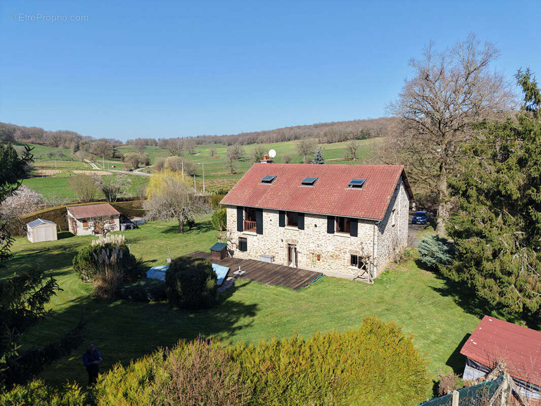 Maison à FOLLES
