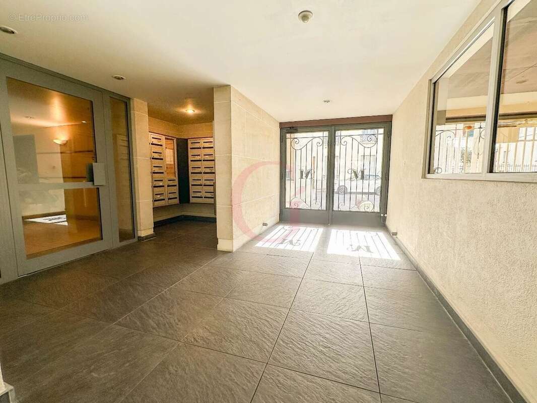 Appartement à BOURG-LA-REINE