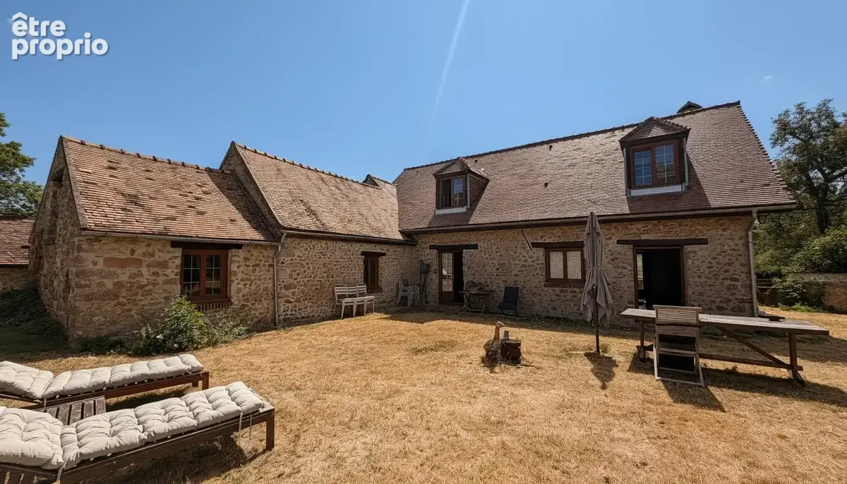 Maison 9 pièces 273 m² à vendre à Saint-Maurice-Montcouronne (91530) - photo 2
