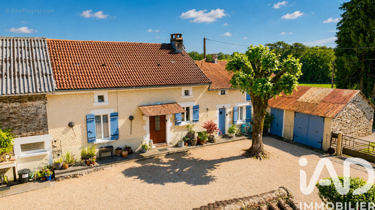 Maison 180 m² à Chaleix  - photo 2