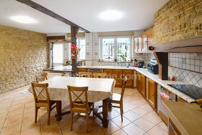 Maison à FILLIERES