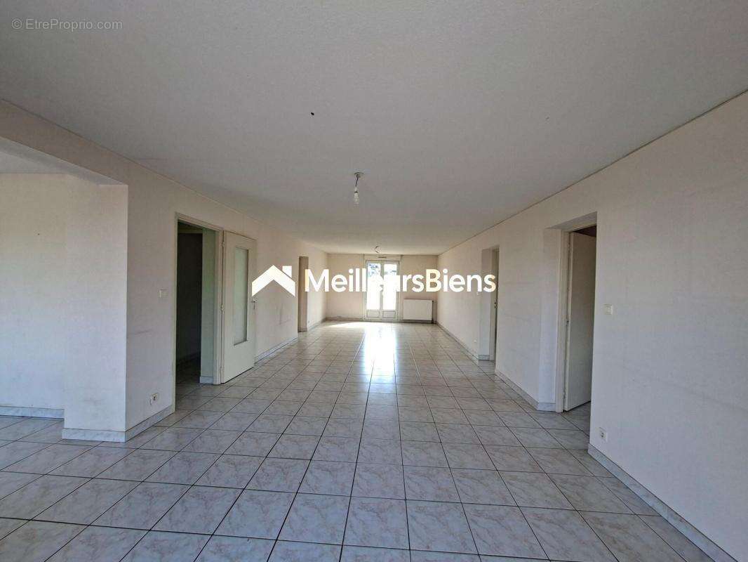 Appartement à ECHENOZ-LA-MELINE