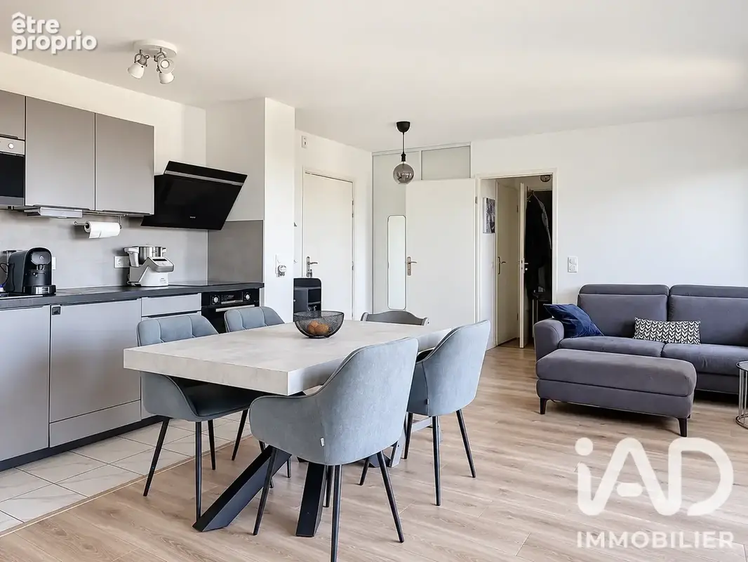 Photo 1 - Appartement à SAINT-CYR-L'ECOLE
