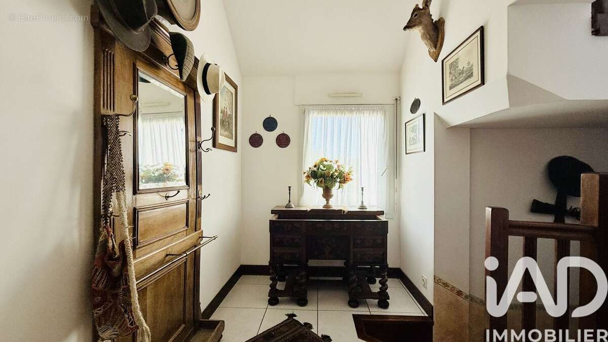 Photo 5 - Maison à SENE