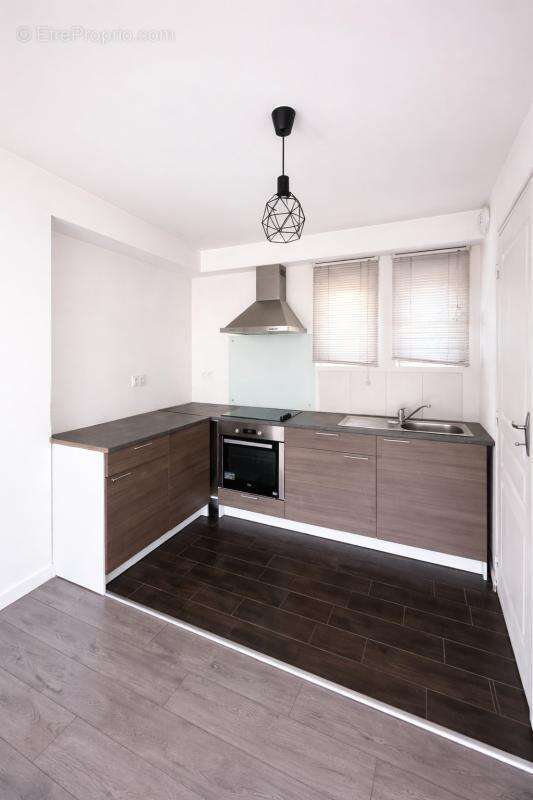 Appartement T3 de 48.5 m² en bon etat avec jardin de 70 m² - photo 4
