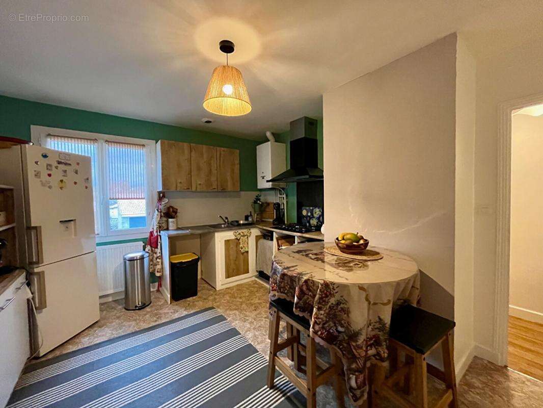 Maison à COLAYRAC-SAINT-CIRQ