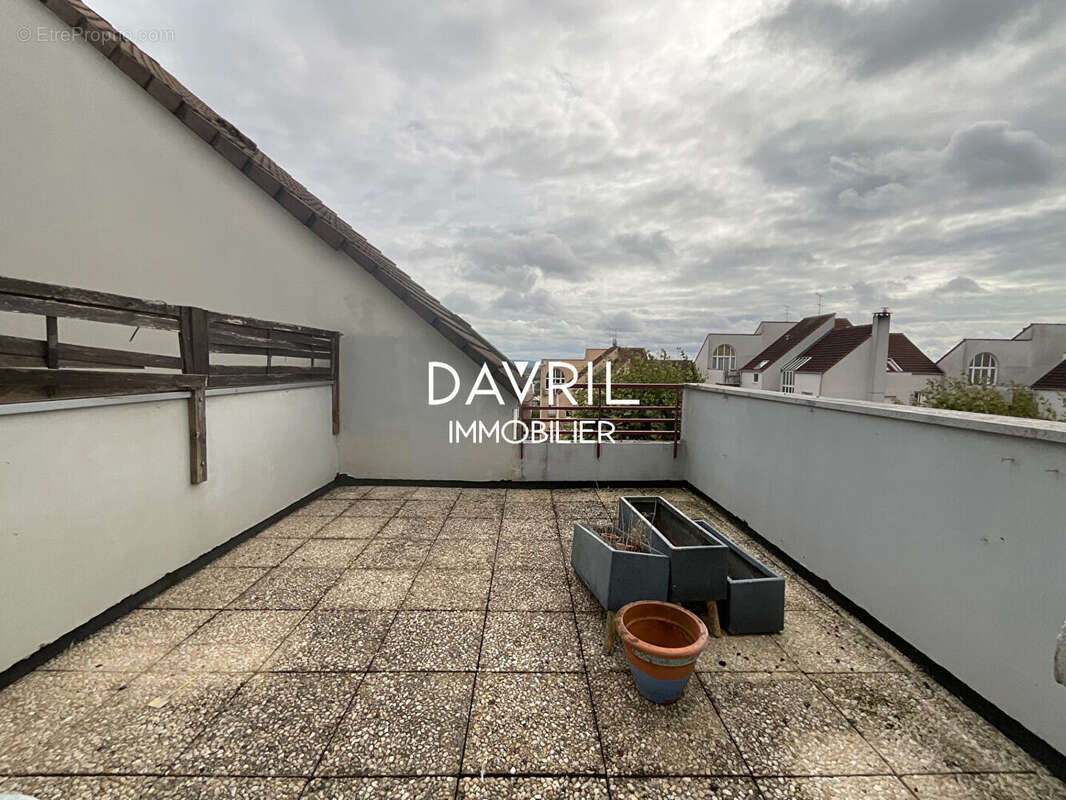 Bon compromis appart/maison / duplex coup de coeur ** 2 belles terrasses ** - photo 7