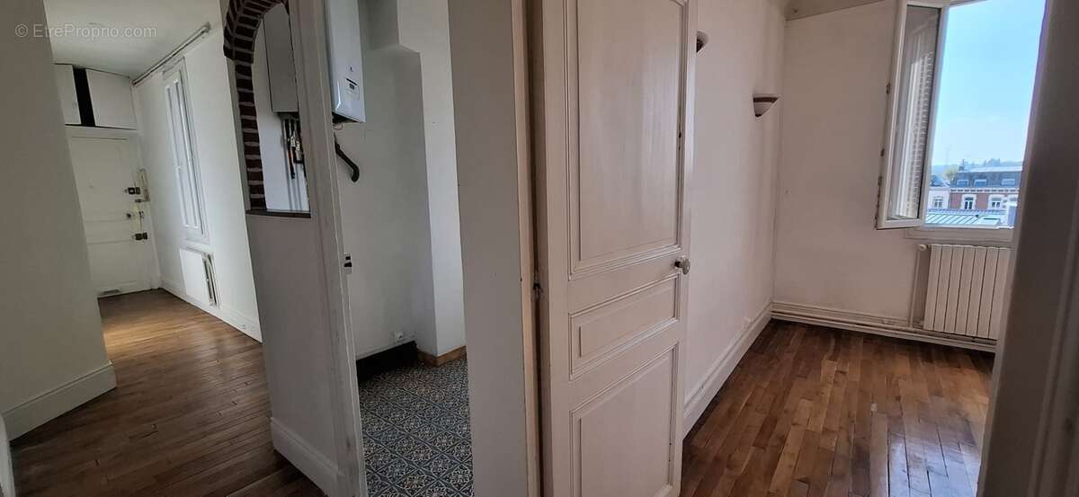 SAINT QUENTIN Centre Ville,  Appartement à vendre 2 pièces  (02100) - photo 5