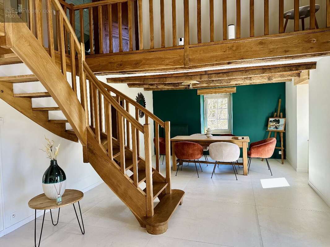 Maison à SAINTE-RADEGONDE