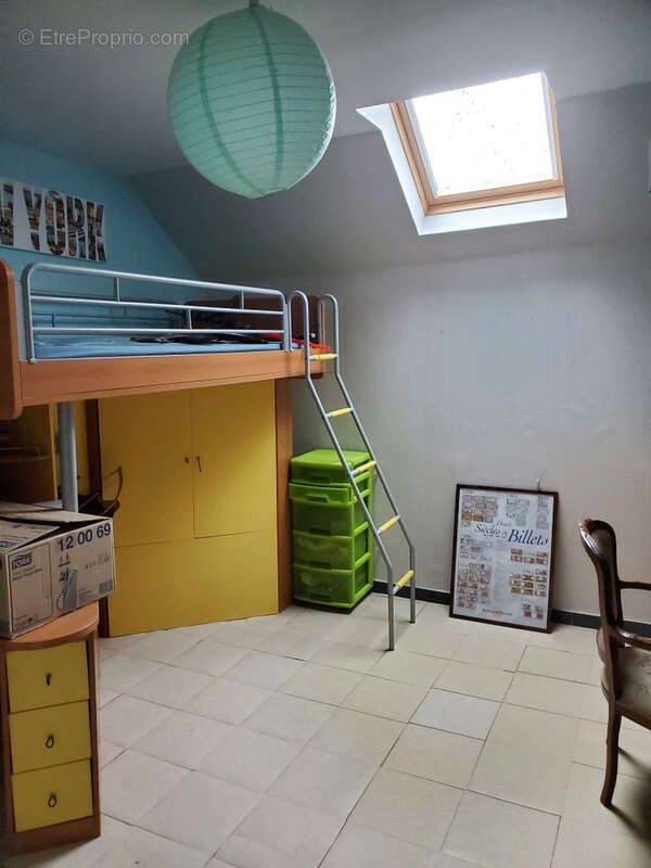 Maison à SAINT-GRATIEN-SAVIGNY