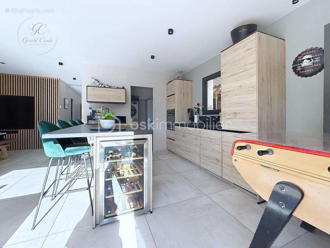 Maison 4 pieces de 101 m² avec piscine / montauroux - photo 6