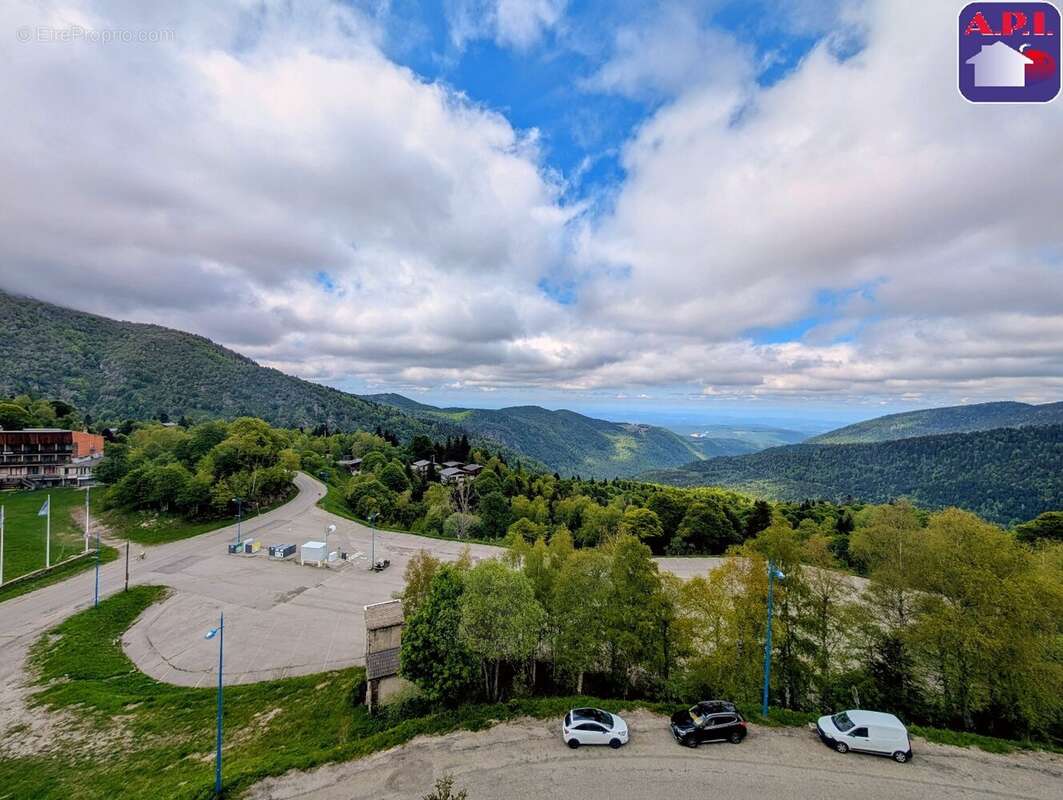 Appartement à VILLENEUVE-D'OLMES