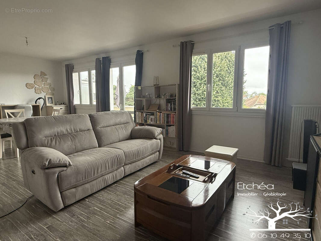 Appartement 83 m² à Pau  - photo 4