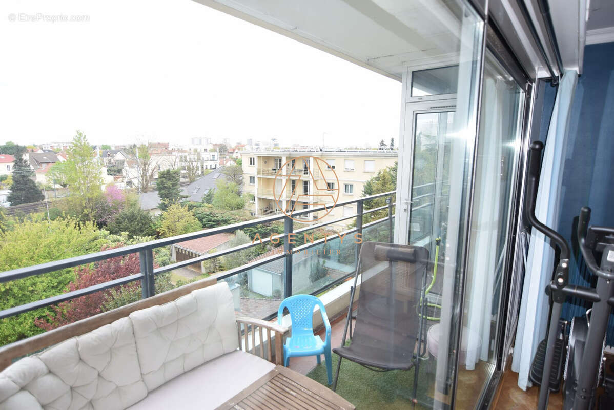 Appartement à SAINT-MAUR-DES-FOSSES