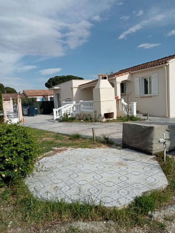 Maison à CLARENSAC