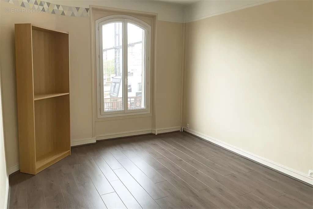 Appartement à JUVISY-SUR-ORGE