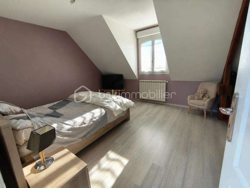 Maison de 210m2 avec piscine - photo 13