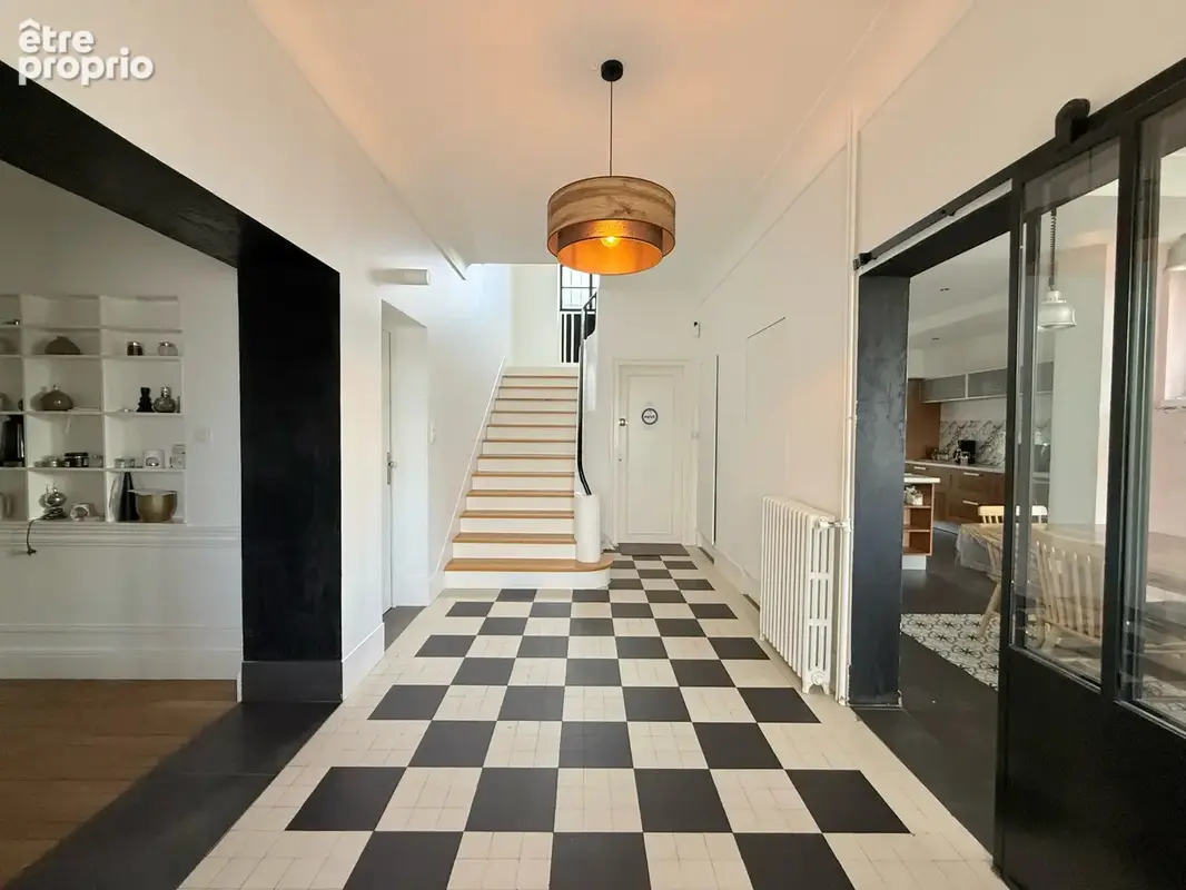 Maison bourgeoise quartier calme - photo 3