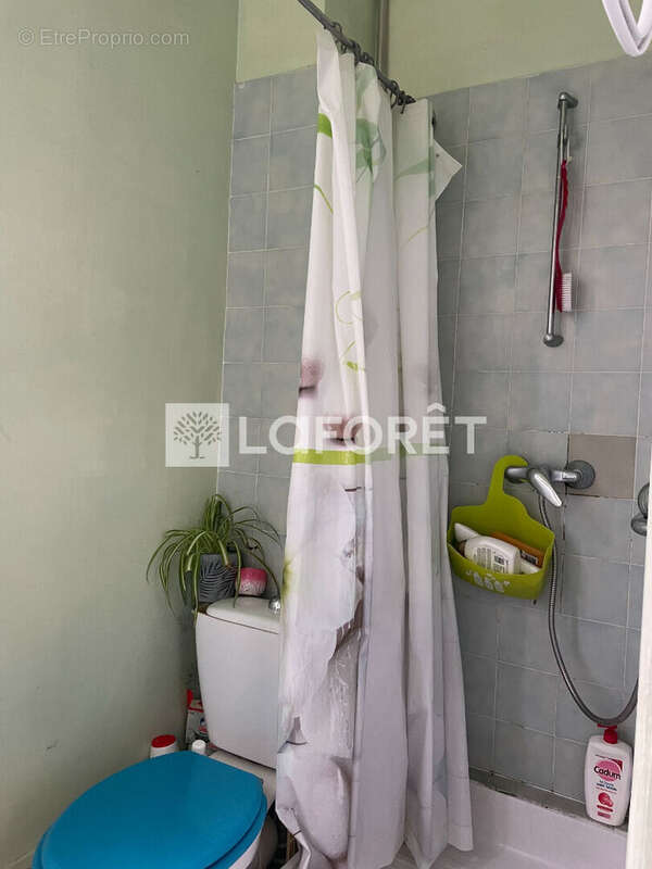 Appartement à LES PAVILLONS-SOUS-BOIS