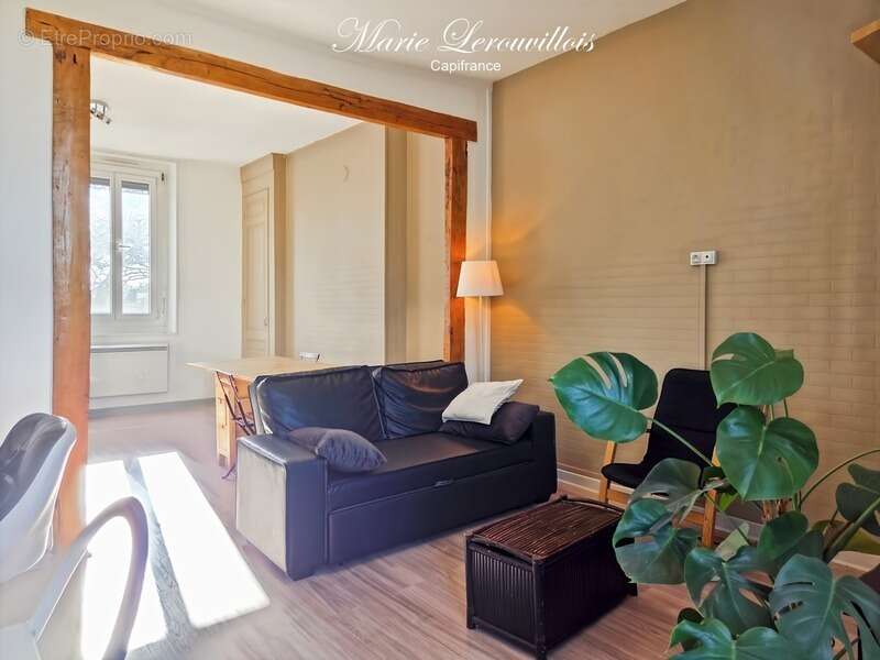 Appartement à SAINT-JULIEN-LES-VILLAS