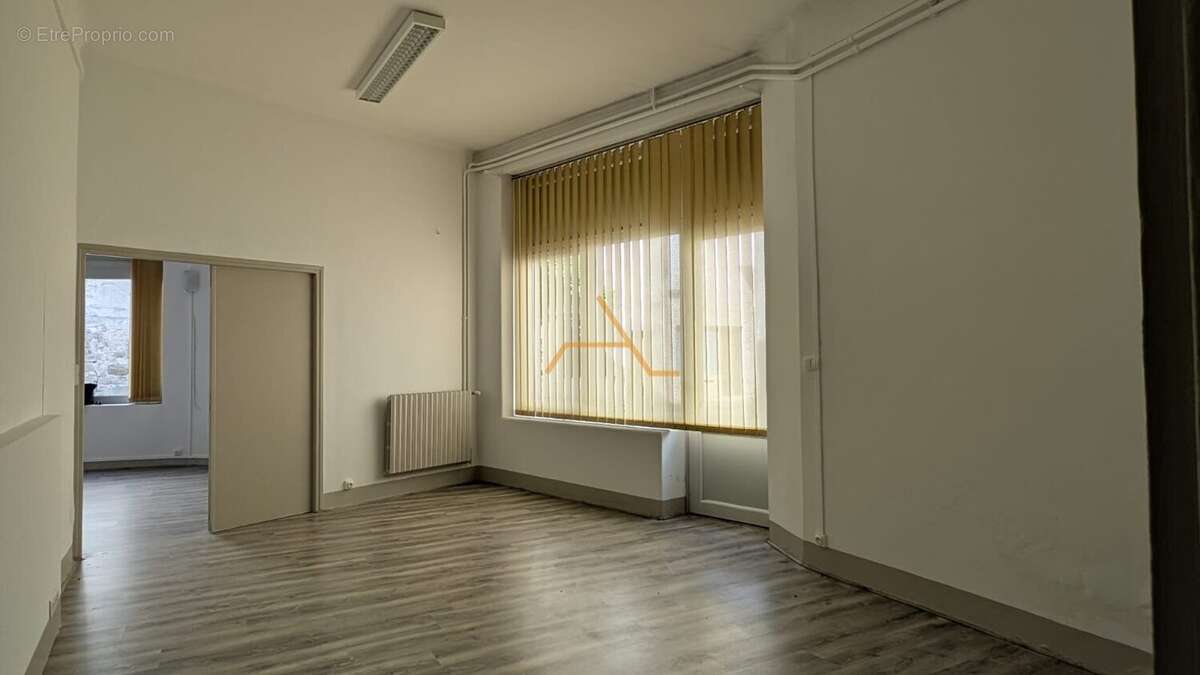 Bourdeaux immeuble comprenant 4 appartements - photo 2