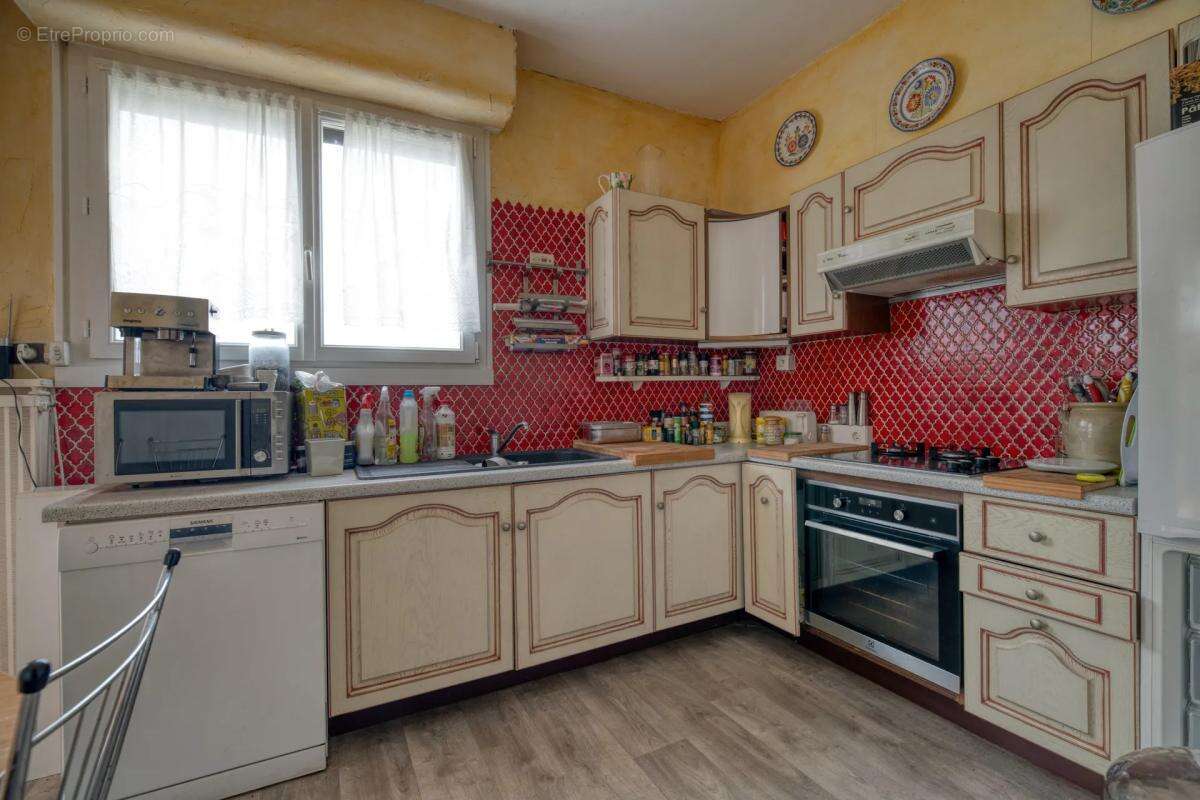 Maison de 6 pièces de 144 m² située à Tournefeuille - photo 6
