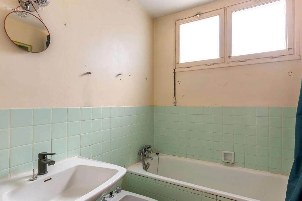 Appartement à SAINTE-FOY-LES-LYON