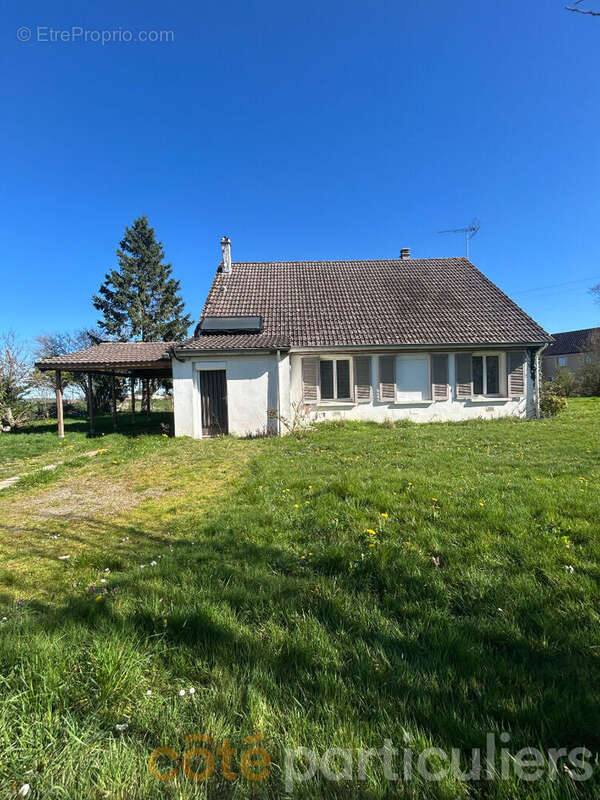 Maison à SAINT-CHRISTOPHE-EN-BOUCHERIE