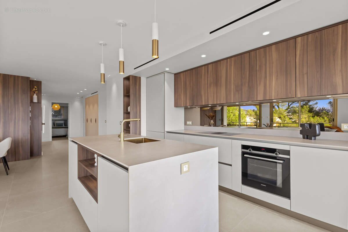 Appartement à LE CANNET