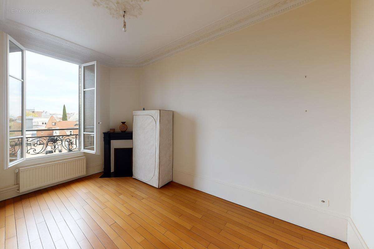 Appartement à BOIS-COLOMBES