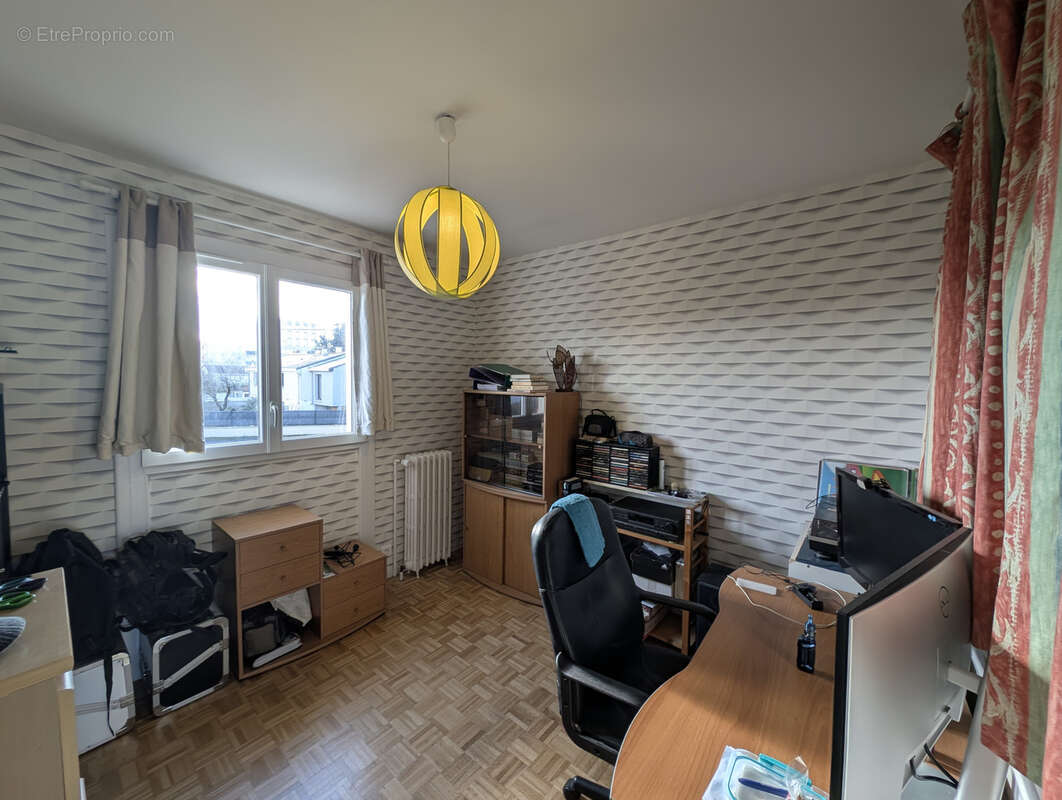 Maison à LES PONTS-DE-CE