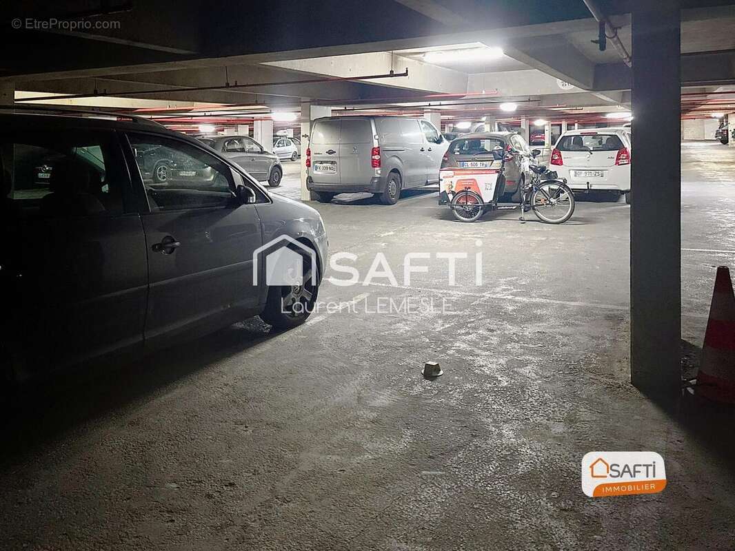 Photo 7 - Parking à PARIS-19E