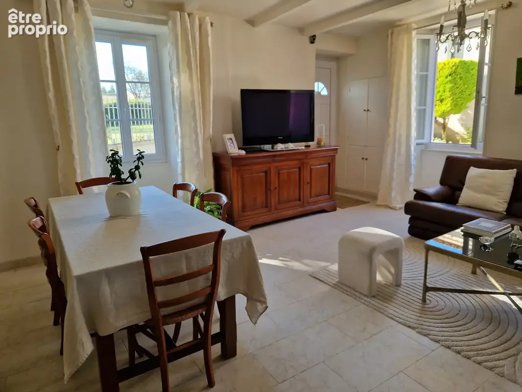 VIAGER OCCUPE 2 TETES Monsieur 82 Ans et Madame 72 Ans . Proche COGNAC 16 - photo 20
