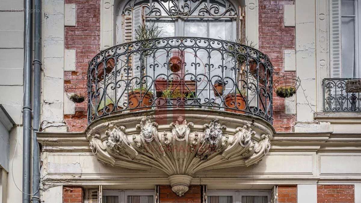 Maison à FONTAINEBLEAU